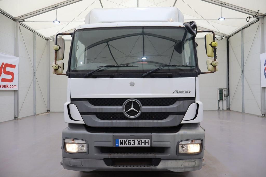 Mercedes Benz